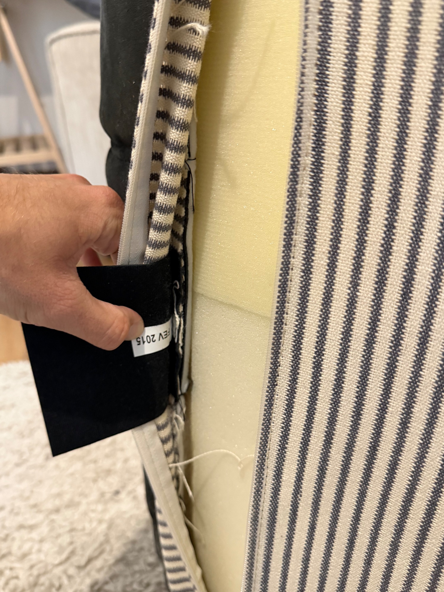 Chauffeuse Togo Ligne Roset 3 places — 6